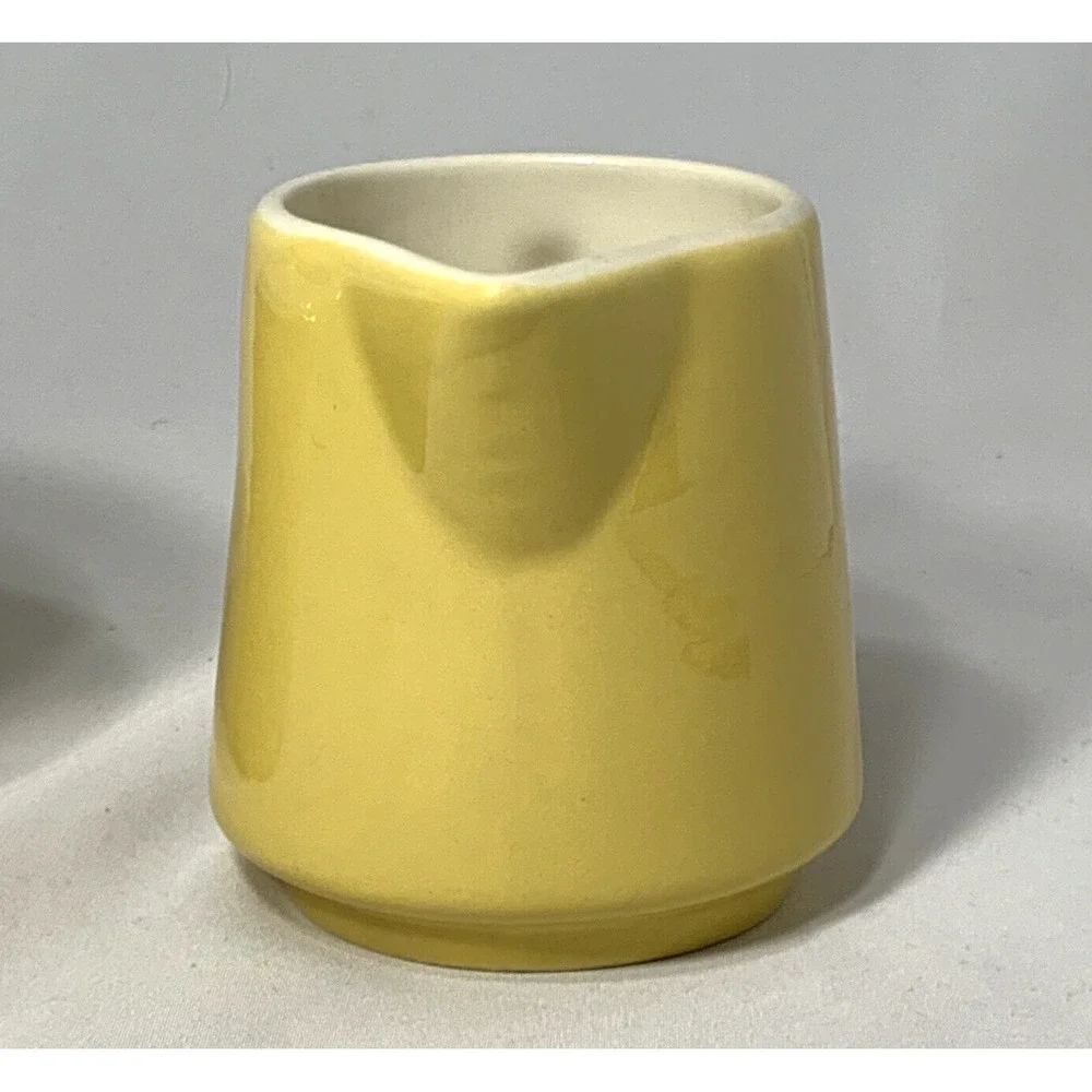 California Pottery Creamer and Sugar Yellow Vintage‎ Mid Century MCM FLAWS